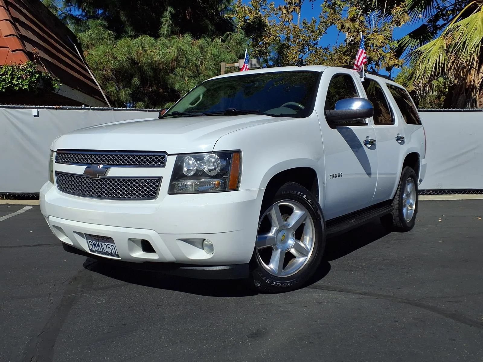 Used 2010 Chevrolet Tahoe LT w/ Regional Value Package RWD image 1