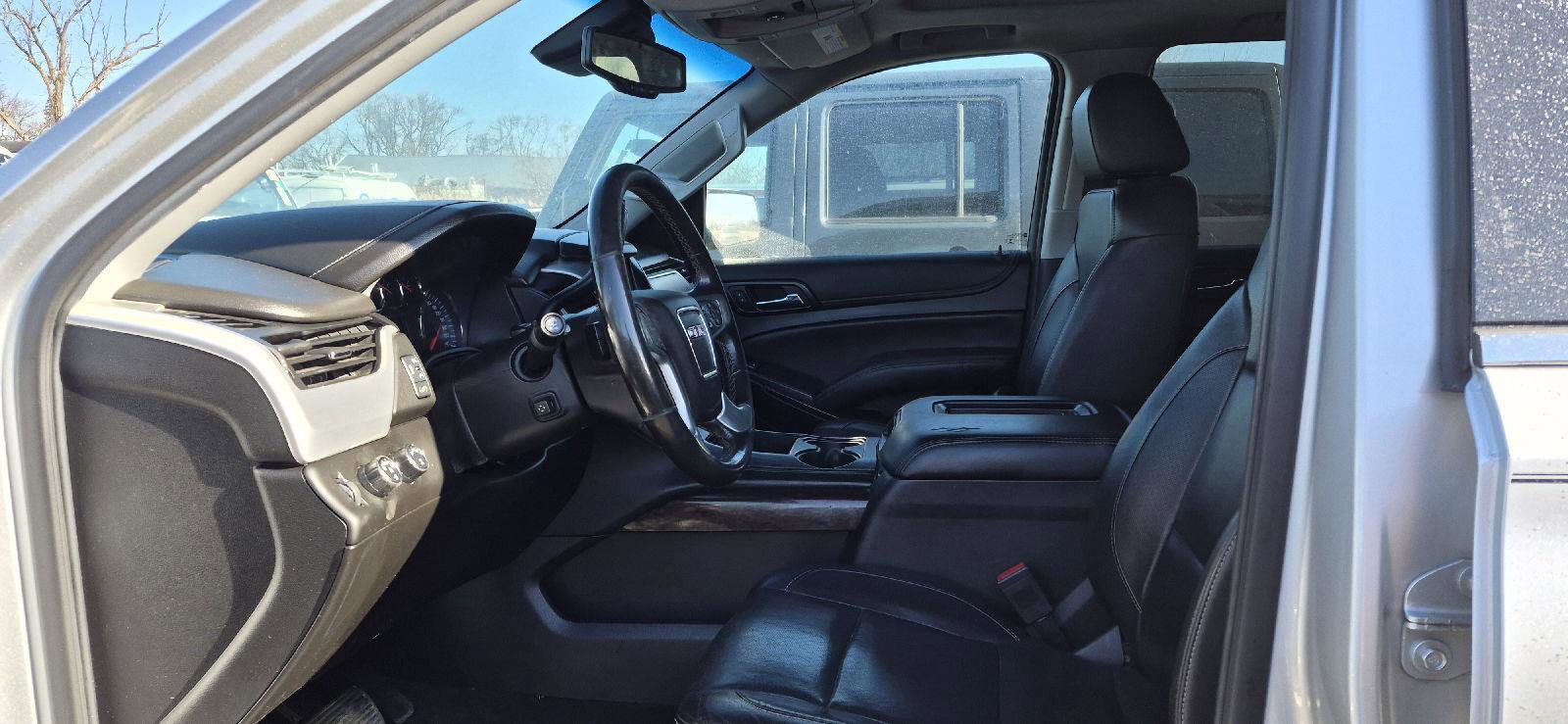 Used 2018 GMC Yukon SLT w/ Open Road Package image 5
