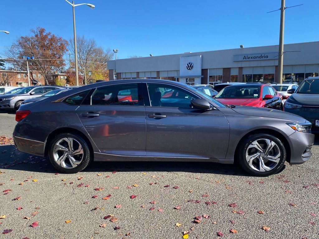 Used 2020 Honda Accord EX image 2