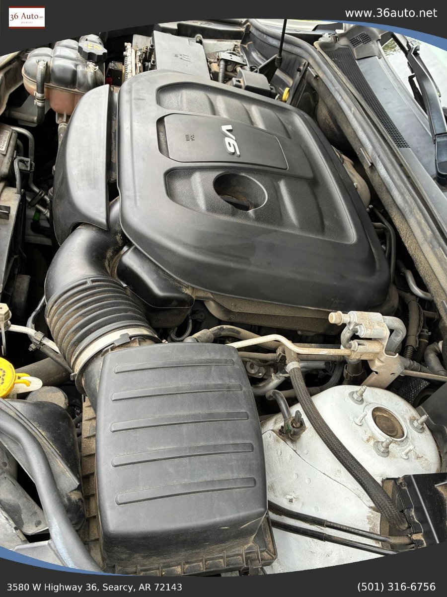 Used 2018 Jeep Grand Cherokee Laredo image 12