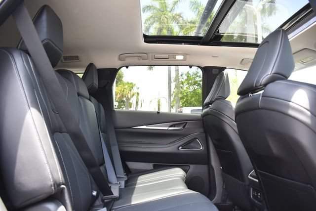 Used 2025 INFINITI QX60 Sensory w/ Vision Package AWD/4WD image 29