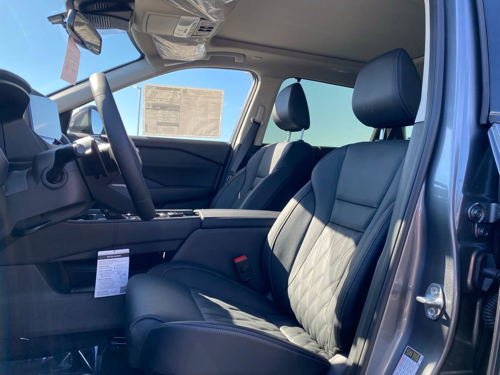 New 2026 Nissan Rogue Platinum w/ Platinum Premium Package image 11