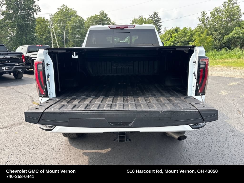 Used 2025 GMC Sierra 2500 AT4 w/ Technology Package AWD/4WD image 28