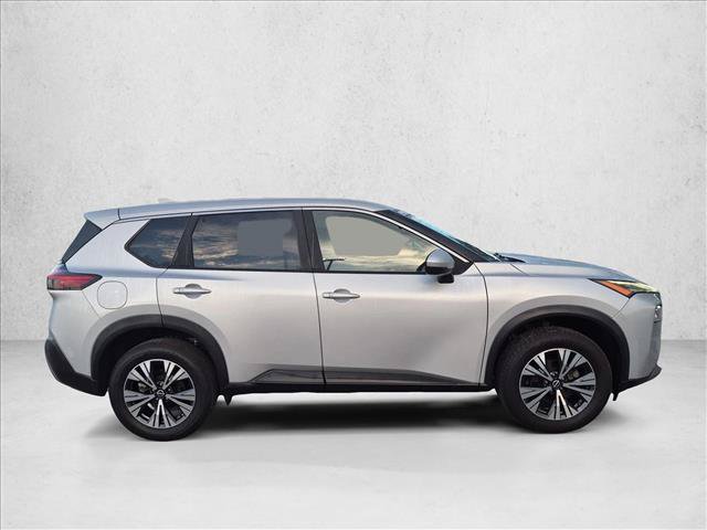 Used 2022 Nissan Rogue SV AWD/4WD image 4