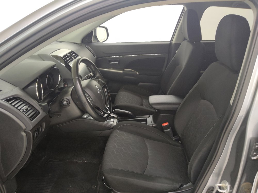 Used 2020 Mitsubishi Outlander Sport SE AWD/4WD image 17