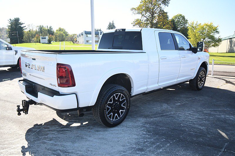 Used 2025 RAM 3500 Longhorn AWD/4WD image 7