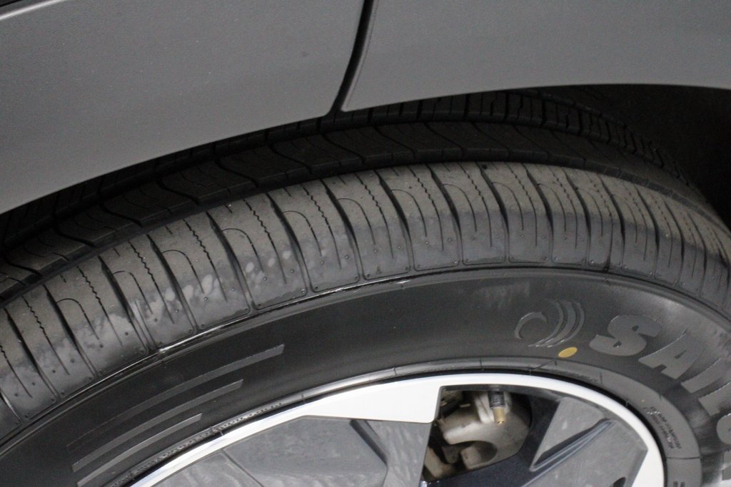 Certified 2024 Nissan Rogue SV image 22