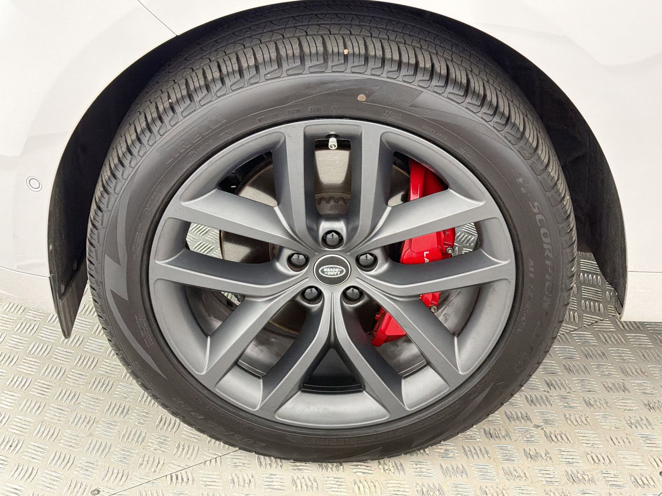 Used 2024 Land Rover Range Rover Sport Dynamic SE image 11