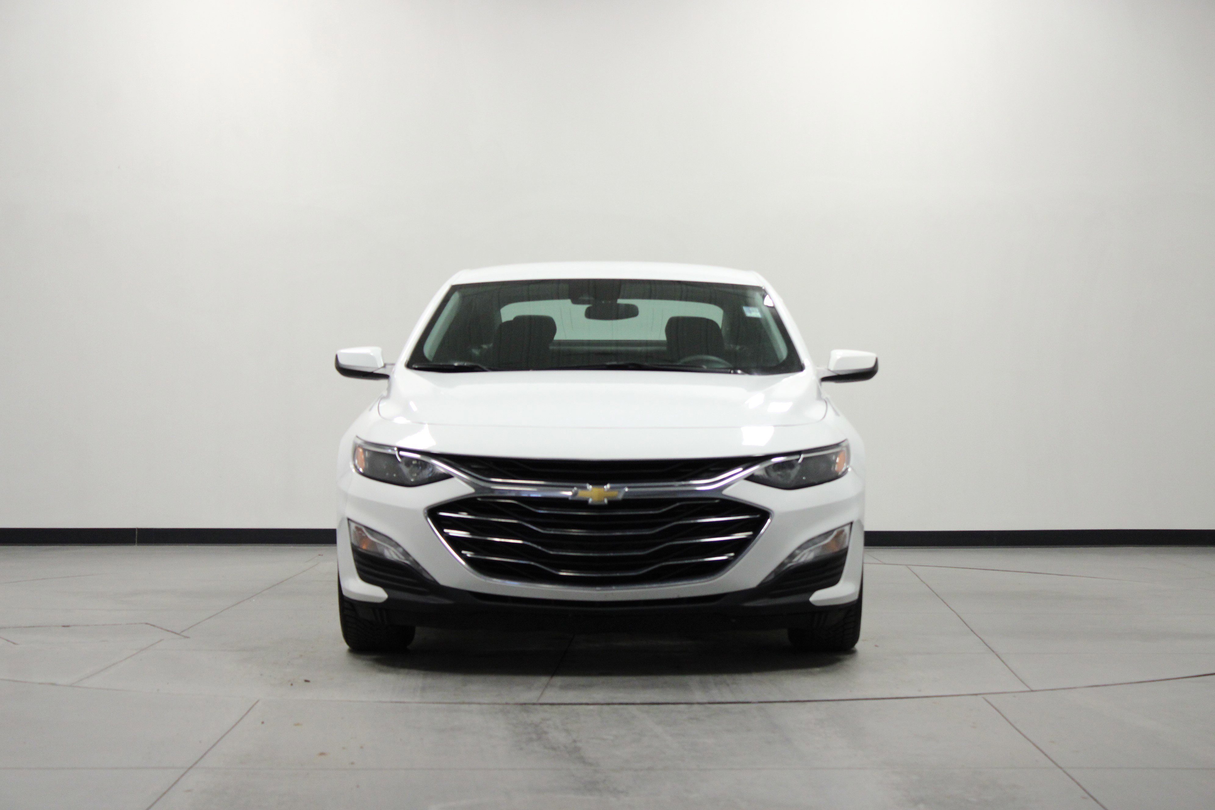 Used 2023 Chevrolet Malibu LT image 9
