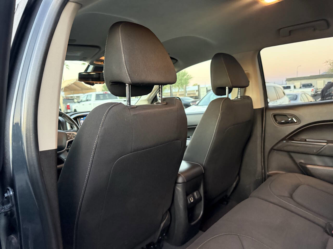 Used 2019 Chevrolet Colorado LT image 25