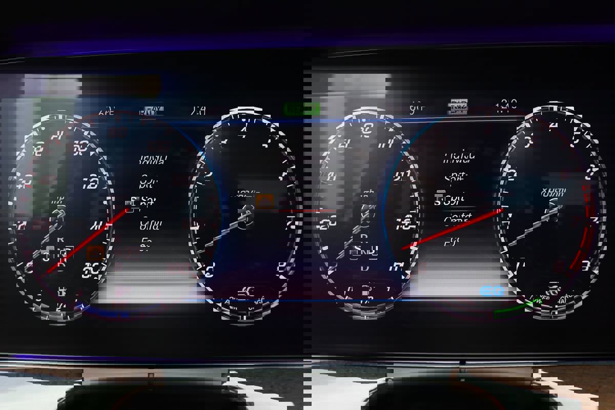 Used 2020 Mercedes-Benz CLS 450 w/ Premium Package image 18