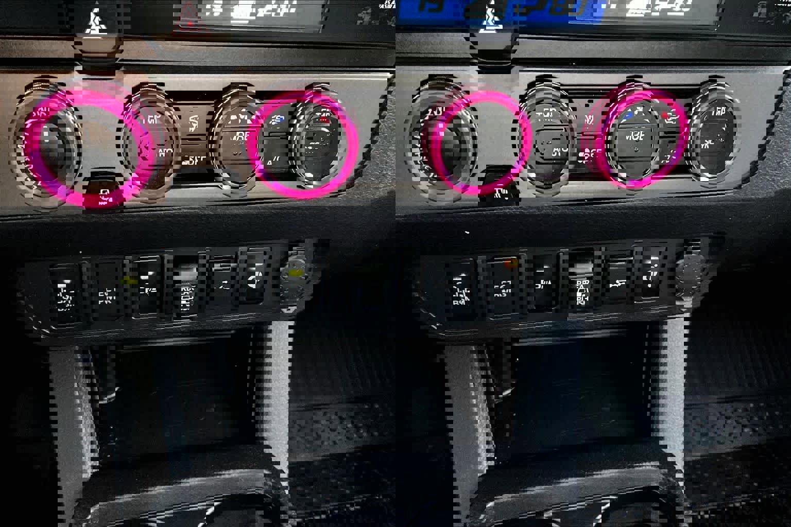 Certified 2021 Toyota Tacoma TRD Off-Road image 34