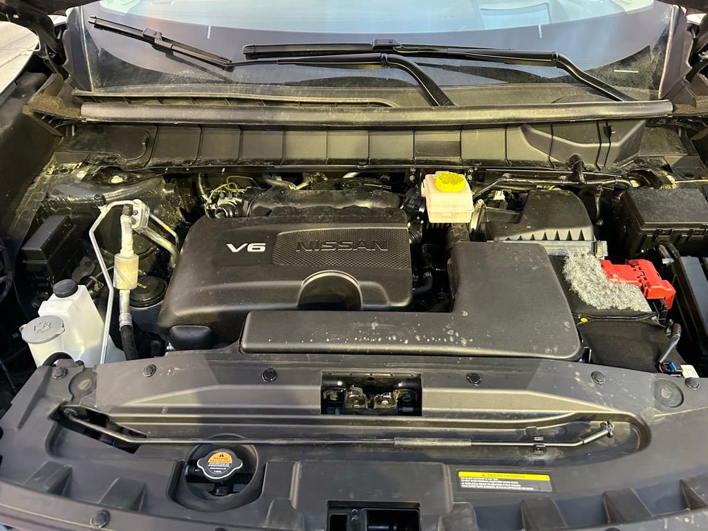 Used 2023 Nissan Pathfinder Platinum image 17