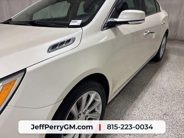 Used 2014 Buick LaCrosse Leather FWD image 11