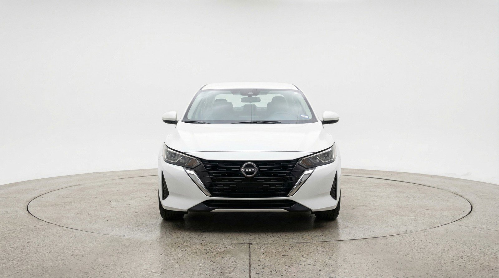 Used 2025 Nissan Sentra S image 2