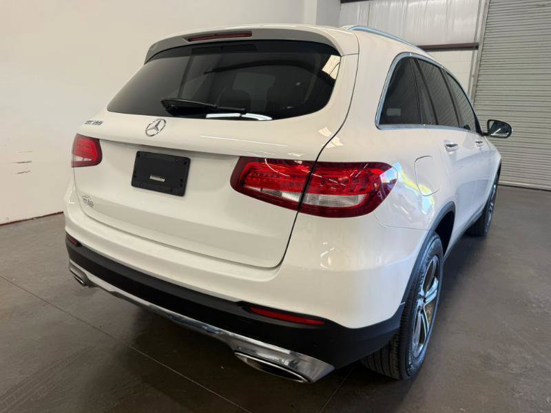 Used 2016 Mercedes-Benz GLC 300 image 9