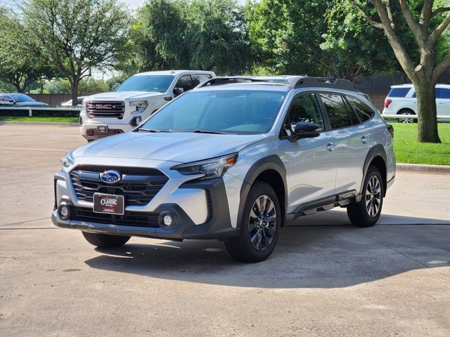 Used 2025 Subaru Outback Onyx Edition image 11
