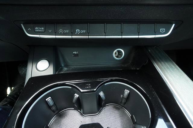 Used 2020 Audi A4 2.0T Premium w/ Convenience Package image 19