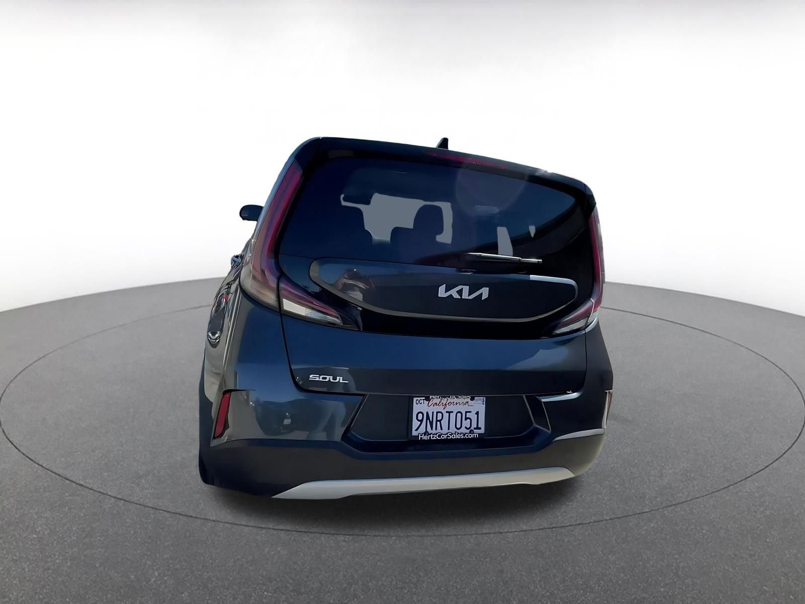 Used 2025 Kia Soul LX w/ LX Technology Package image 12