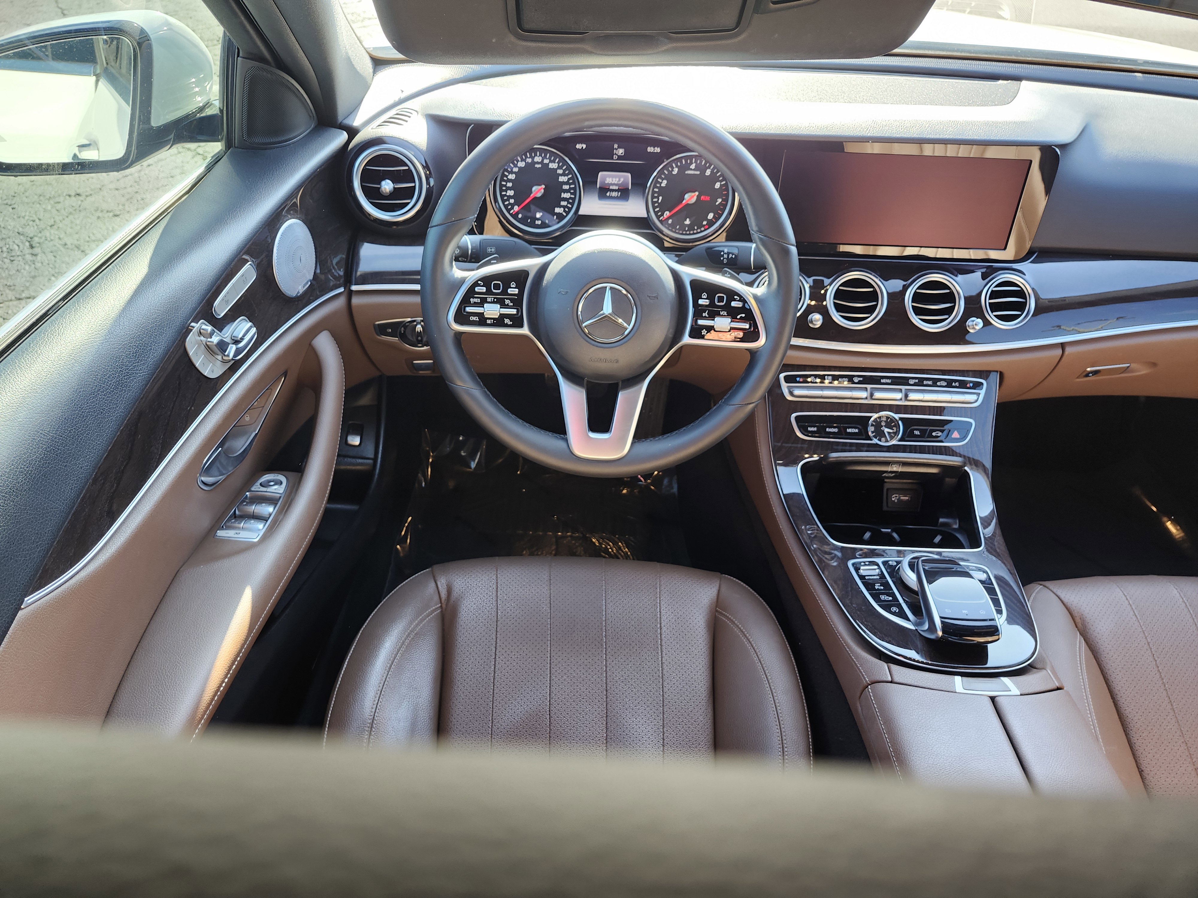 Used 2019 Mercedes-Benz E 300 image 28