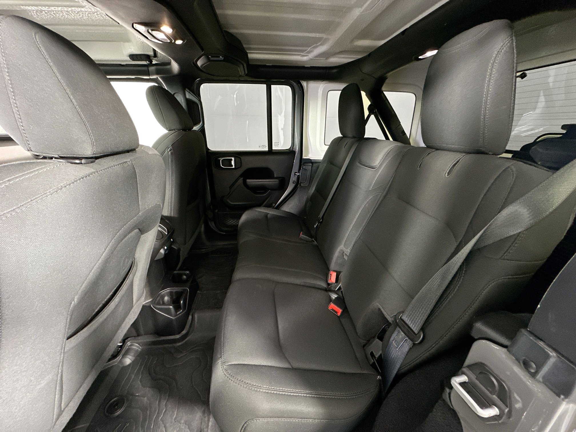 Used 2021 Jeep Wrangler Unlimited Willys image 22