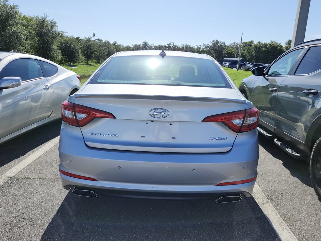 Used 2017 Hyundai Sonata Limited w/ Ultimate Package 04 FWD image 3