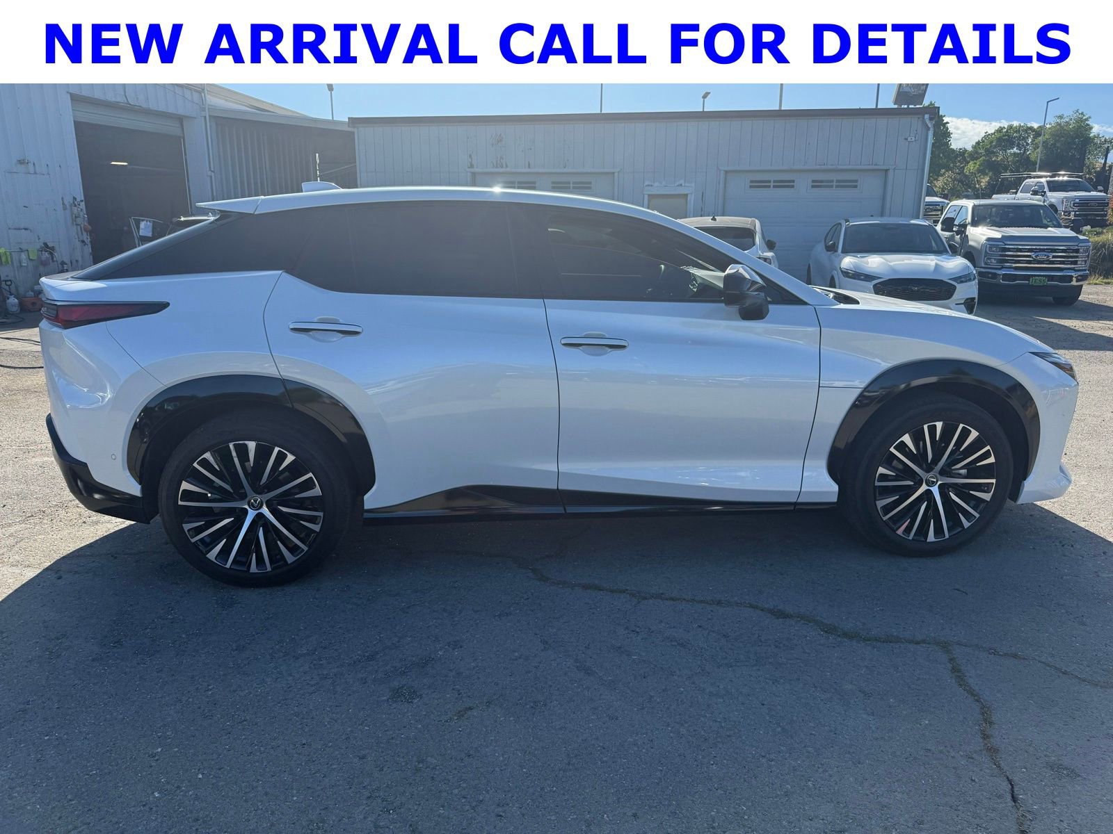 Used 2024 Lexus RZ 300e Premium image 7