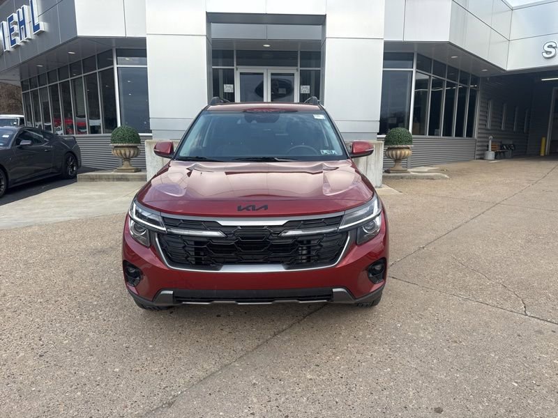 Used 2025 Kia Seltos X-Line image 2