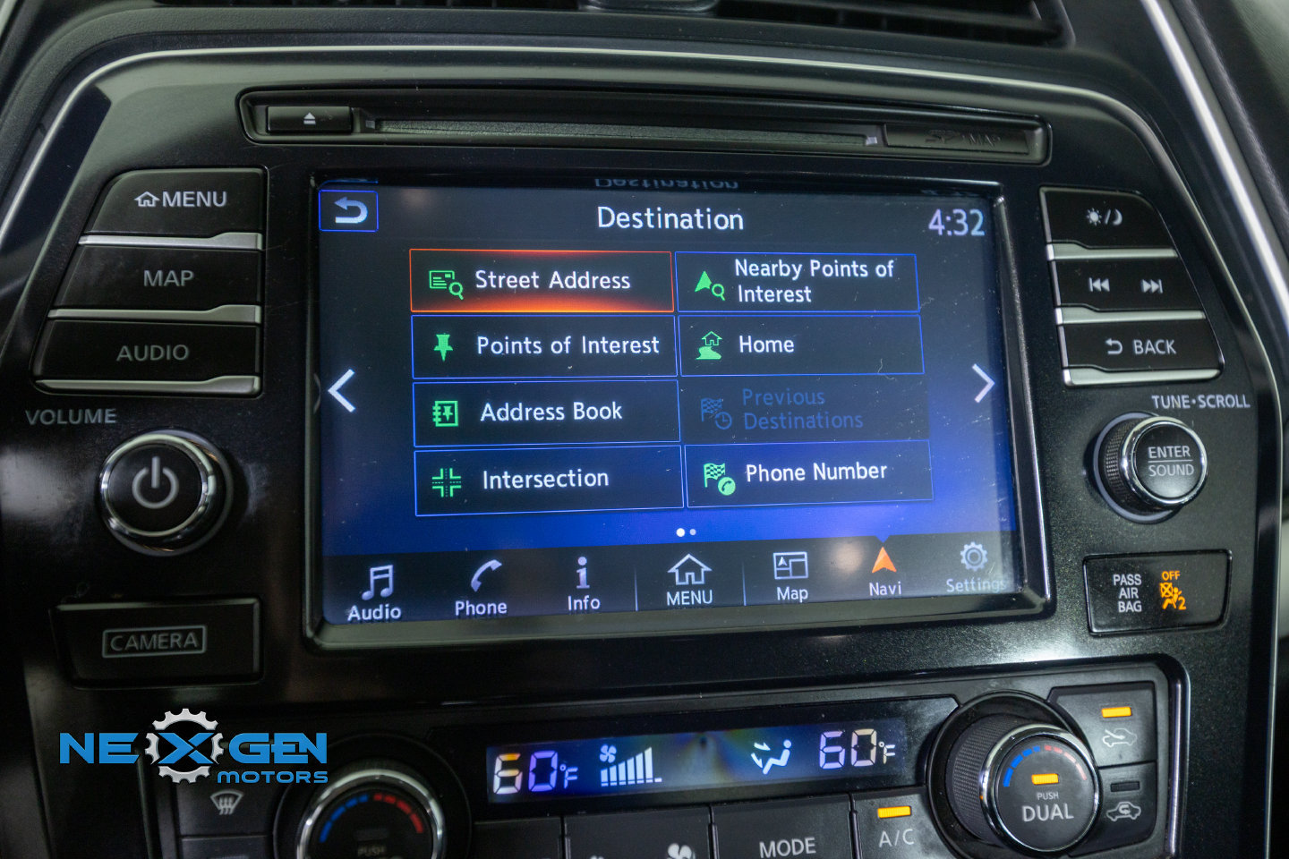 Used 2018 Nissan Maxima SR w/ Midnight Edition FWD image 22