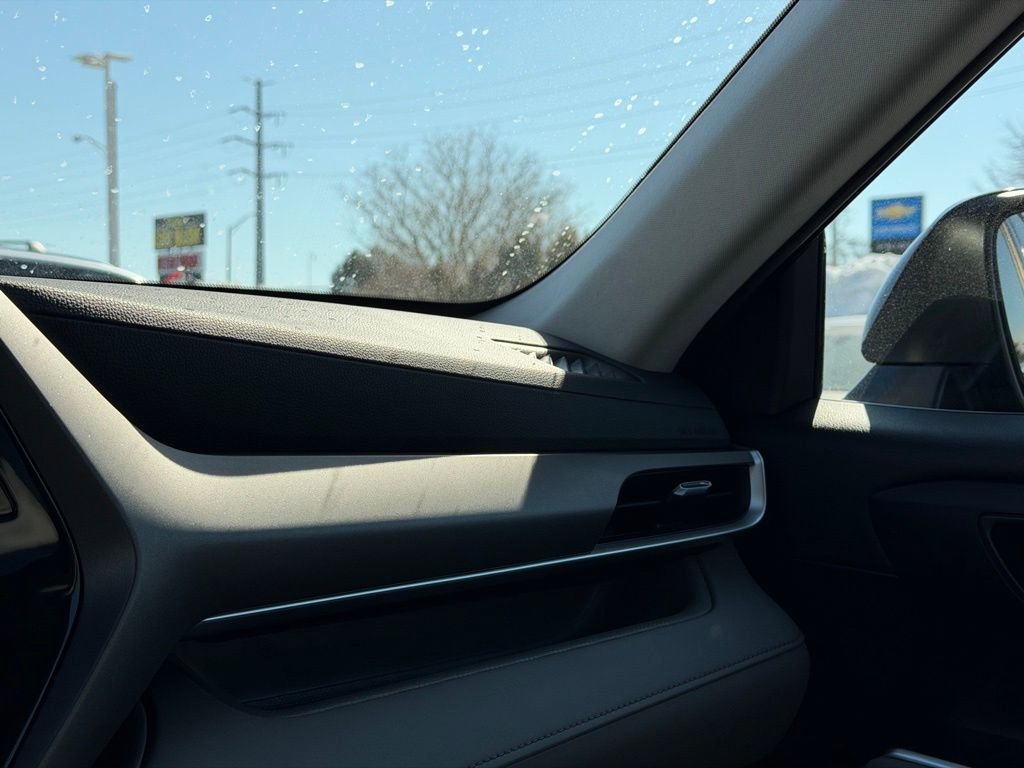 Used 2022 Toyota Highlander XLE image 54