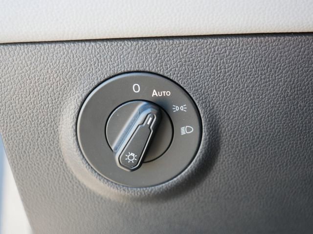 Certified 2023 Volkswagen Taos SEL image 24