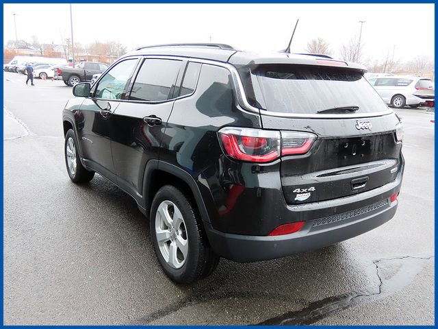 Certified 2019 Jeep Compass Latitude w/ Cold Weather Group image 5