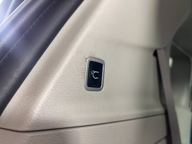 Used 2021 Chrysler Pacifica Limited FWD image 41