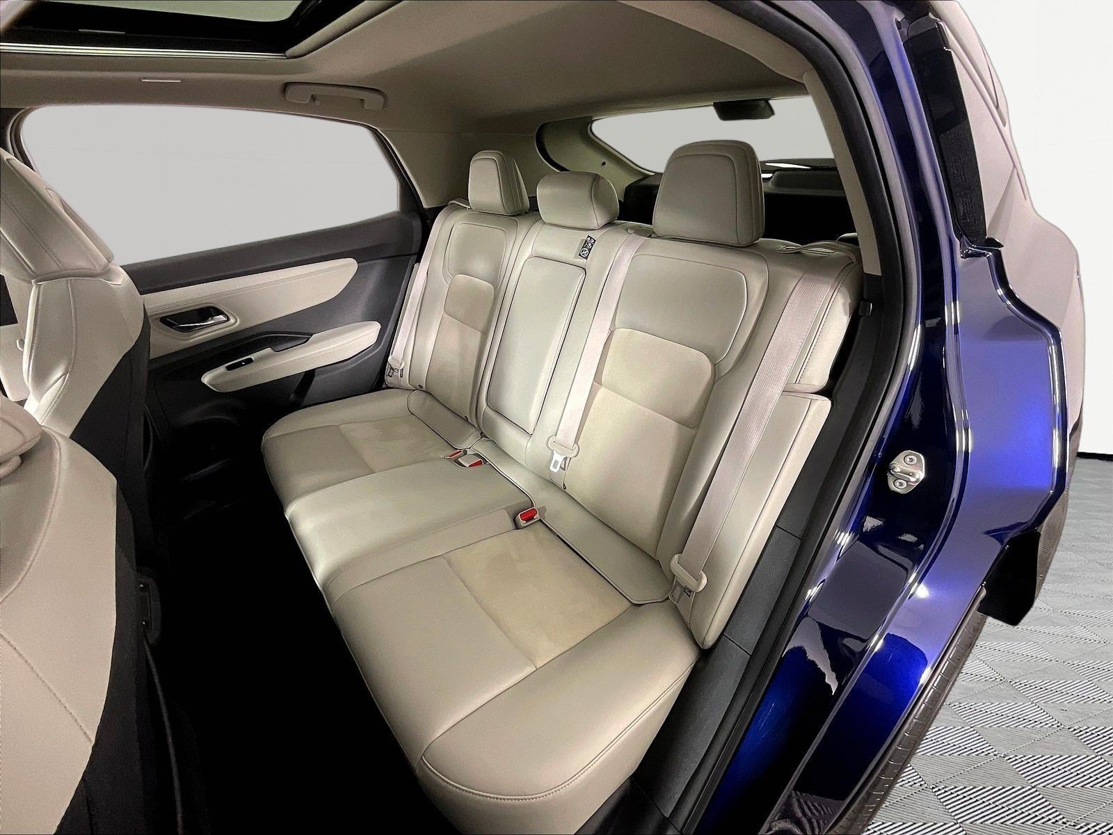 Certified 2023 Nissan Ariya AWD image 22
