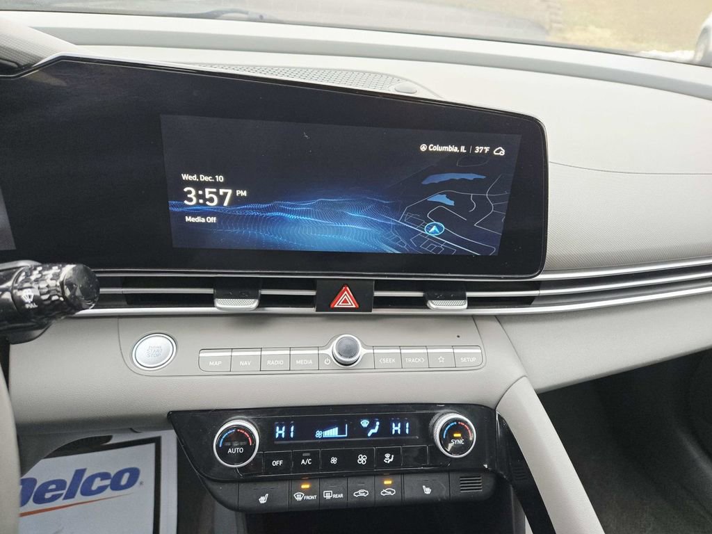 Used 2023 Hyundai Elantra SEL w/ Convenience Package image 23