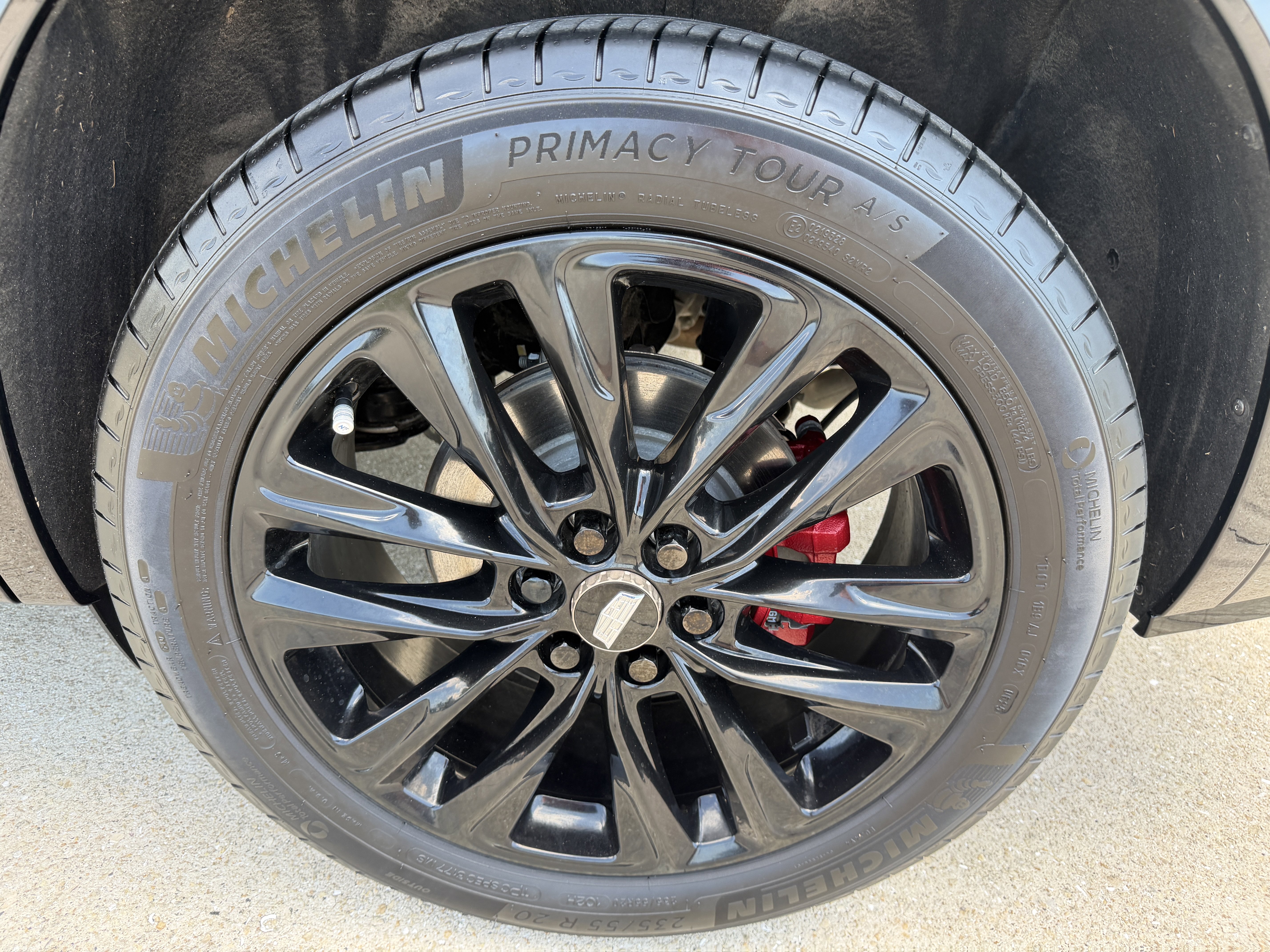 Certified 2025 Cadillac XT6 Sport w/ Platinum Package image 34