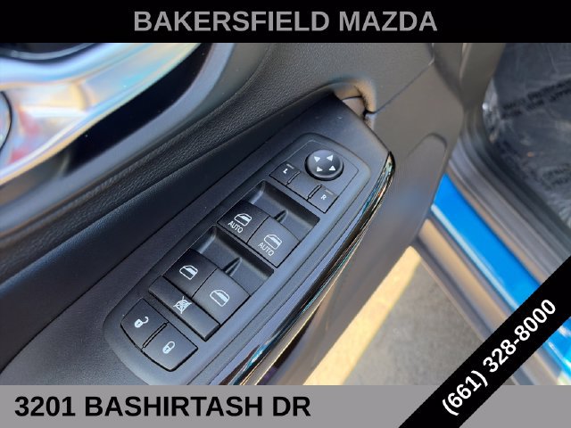 Used 2020 Jeep Cherokee Latitude Plus FWD image 11