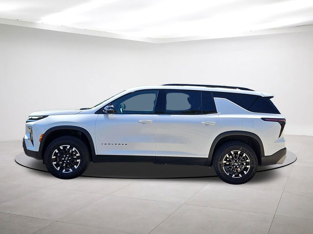 Used 2024 Chevrolet Traverse Z71 AWD/4WD image 4