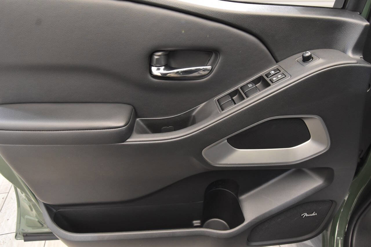 Used 2025 Nissan Frontier SV w/ SV Convenience Package image 13