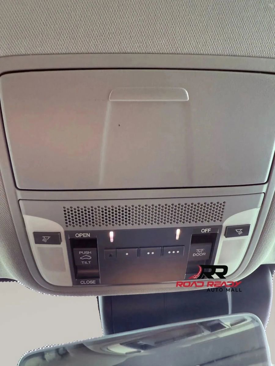Used 2018 Acura TLX FWD image 28