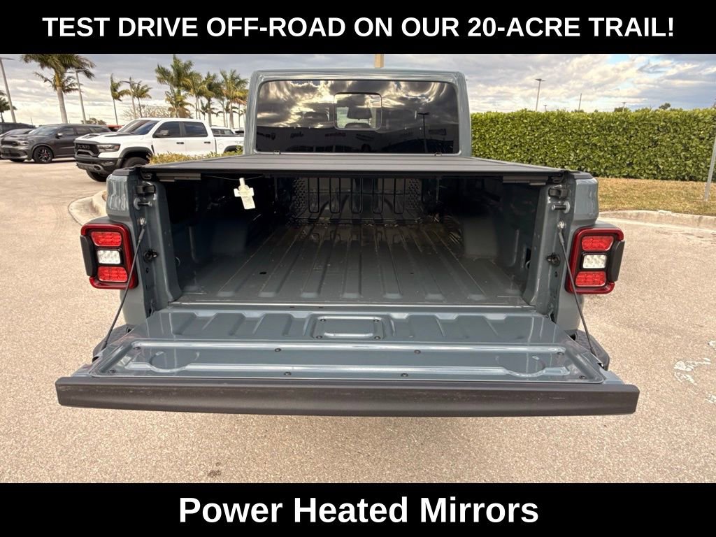 New 2026 Jeep Gladiator Sahara image 24