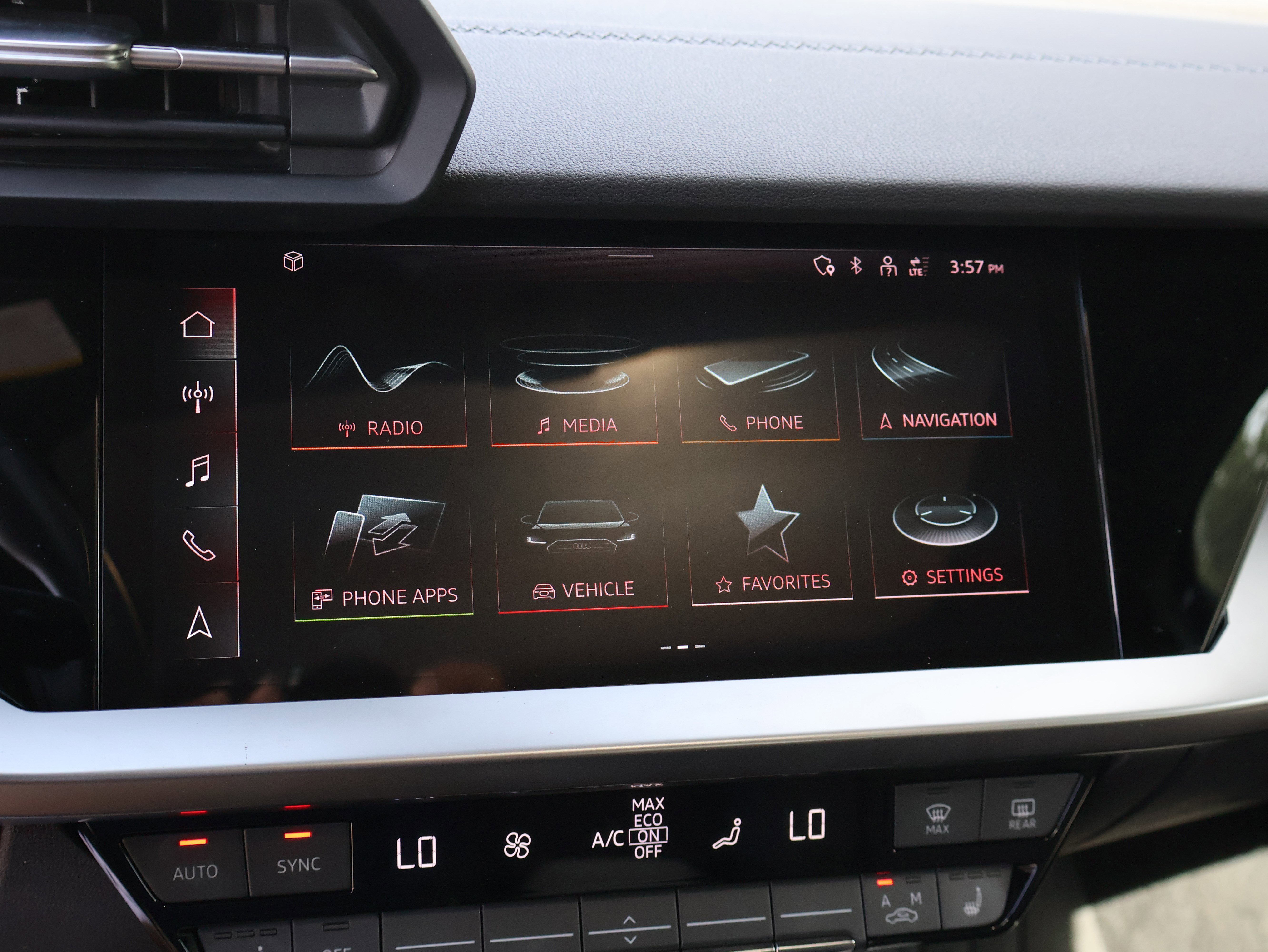 Used 2022 Audi A3 2.0T Premium Plus AWD/4WD image 23