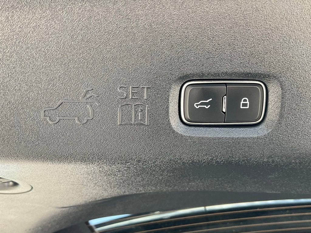 Used 2025 Ford Expedition Max Active AWD/4WD image 22