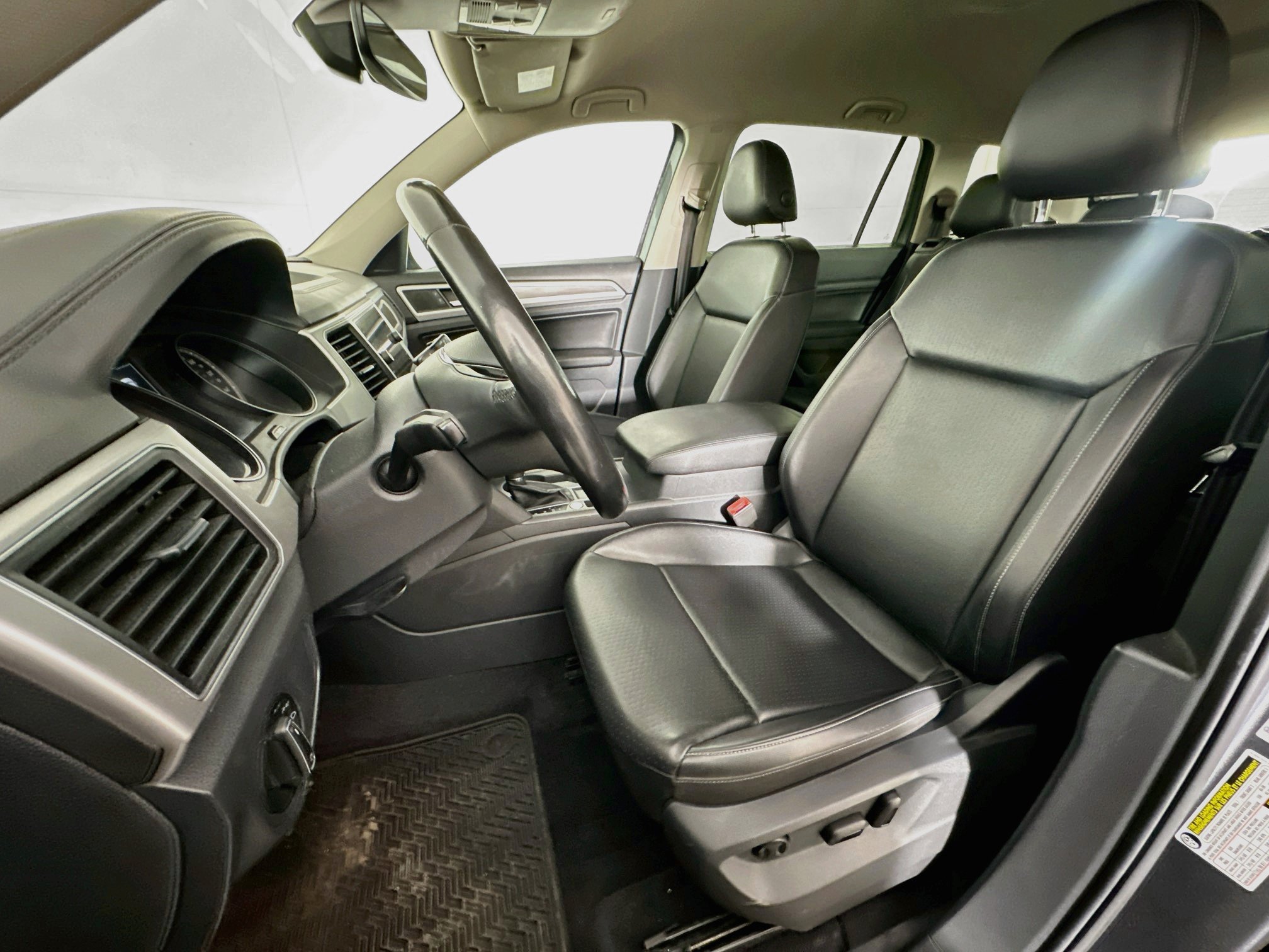 Used 2018 Volkswagen Atlas SE FWD image 13