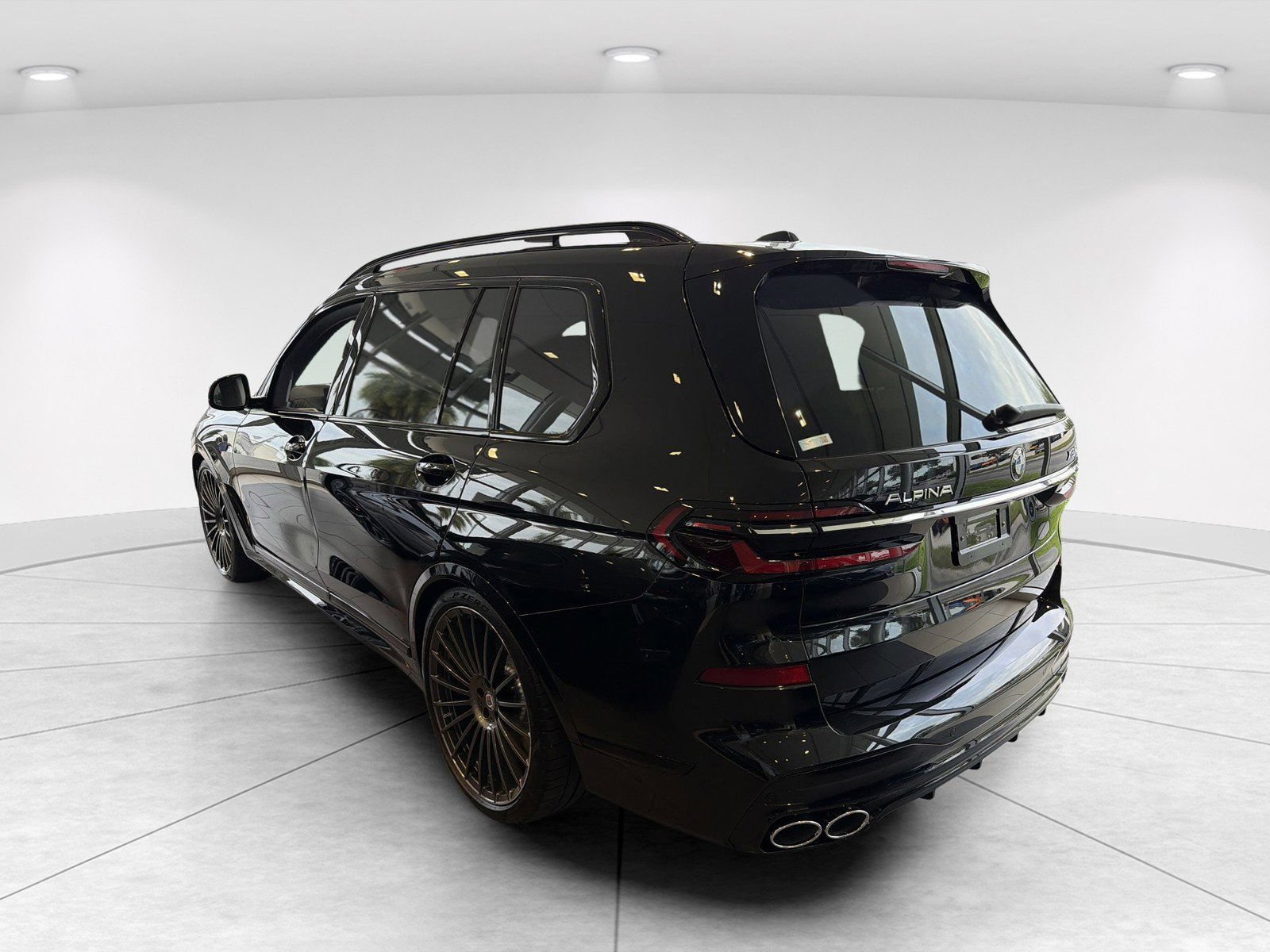 New 2026 BMW ALPINA XB7 AWD/4WD video 2
