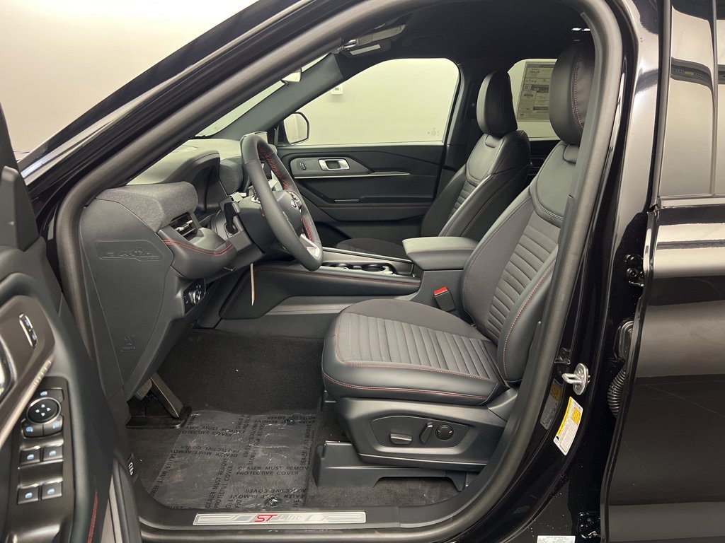 New 2025 Ford Explorer ST-Line image 22