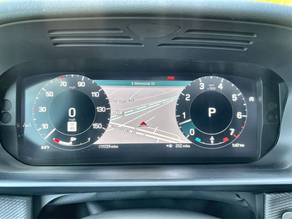 Certified 2024 Land Rover Discovery Dynamic SE image 23