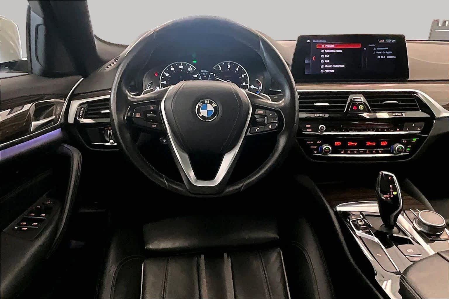 Used 2019 BMW 540i w/ Convenience Package RWD image 5