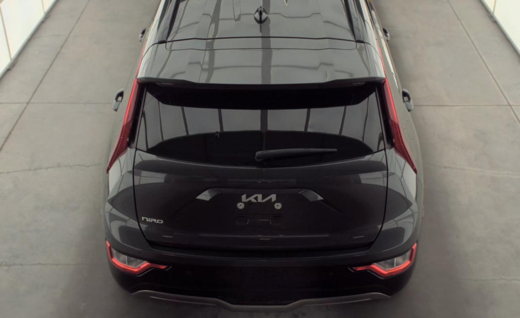 Used 2023 Kia Niro Wind w/ Wind Preserve Package FWD image 6