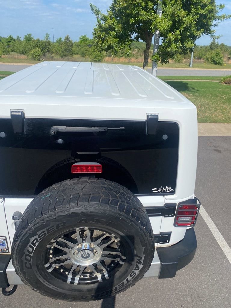 Used 2014 Jeep Wrangler Unlimited Sahara w/ Trailer Tow Group AWD/4WD image 9